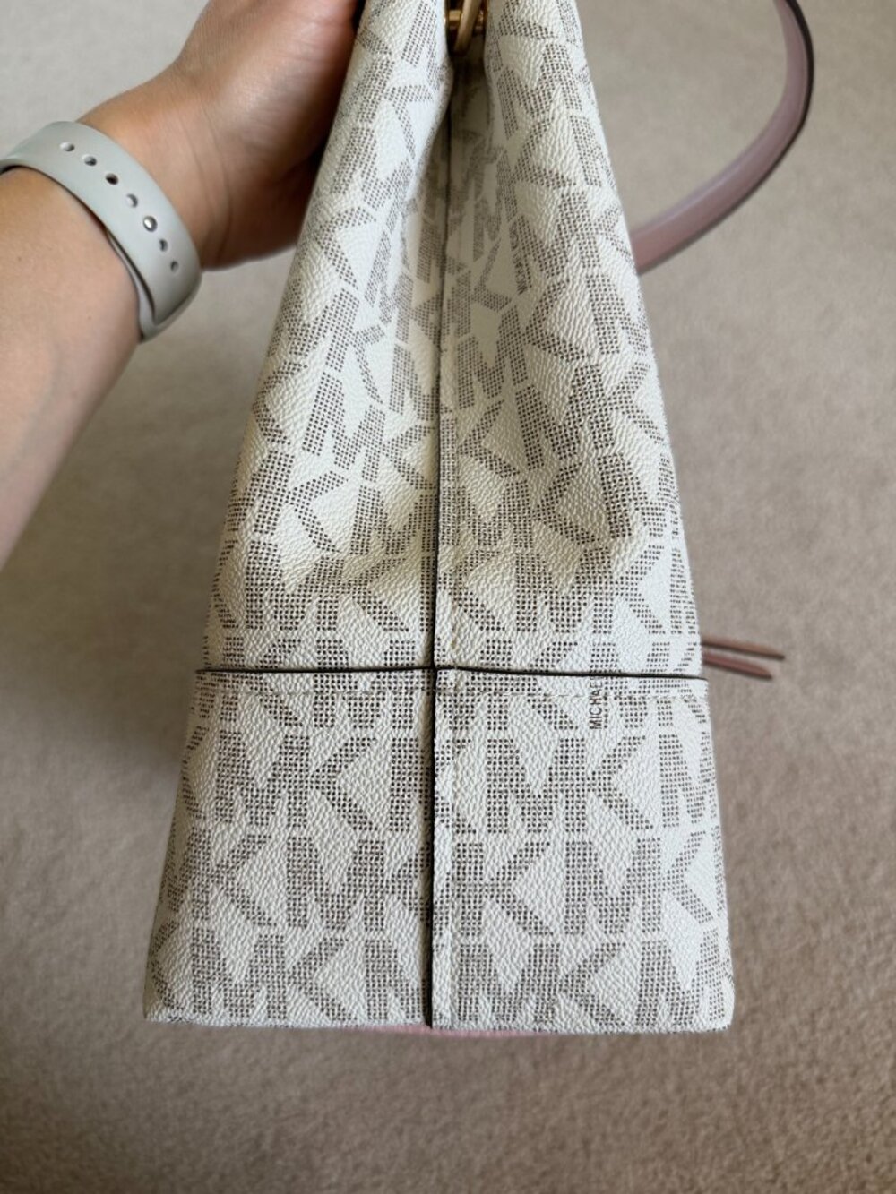 Michael Kors Signature Large Tote Bag Pink & Vanilla - Picture 11 of 15